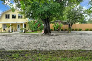 123 Riverbend Dr, Labelle, FL 33935 - Photo 3
