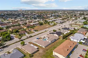 1113 Cape Coral Pkwy W, Cape Coral, FL 33914 - Photo 29