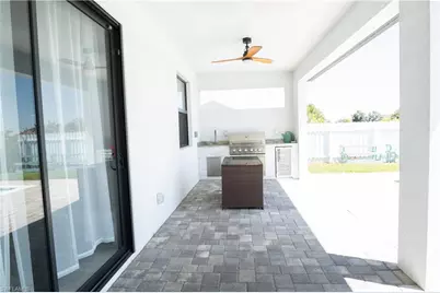 1005 NE 13th Pl, Cape Coral, FL 33909 - Photo 27