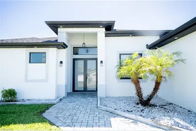 1005 NE 13th Pl, Cape Coral, FL 33909 - Photo 3