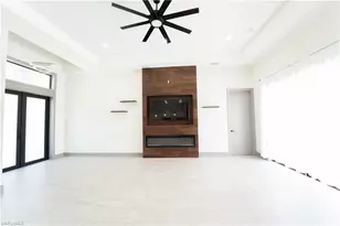 1005 NE 13th Pl, Cape Coral, FL 33909 - Photo 5