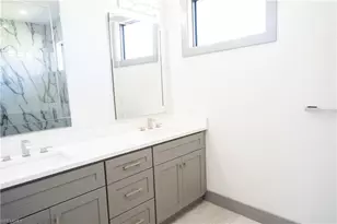 1005 NE 13th Pl, Cape Coral, FL 33909 - Photo 17