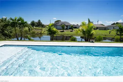 1005 NE 13th Pl, Cape Coral, FL 33909 - Photo 31