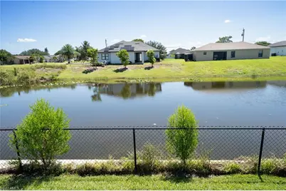 1005 NE 13th Pl, Cape Coral, FL 33909 - Photo 39