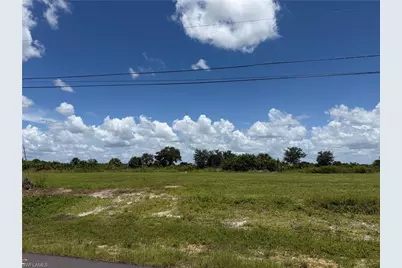 2113 NE 10th Pl, Cape Coral, FL 33909 - Photo 5