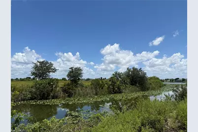 2113 NE 10th Pl, Cape Coral, FL 33909 - Photo 1