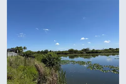 2113 NE 10th Pl, Cape Coral, FL 33909 - Photo 25