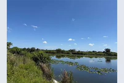 2113 NE 10th Pl, Cape Coral, FL 33909 - Photo 23