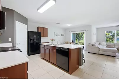 8313 Trillium Rd, Fort Myers, FL 33967 - Photo 5
