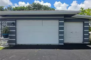5710 Melaleuca Dr, Tamarac, FL 33319 - Photo 5