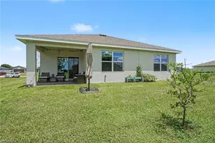 322 NW 21st St, Cape Coral, FL 33993 - Photo 23