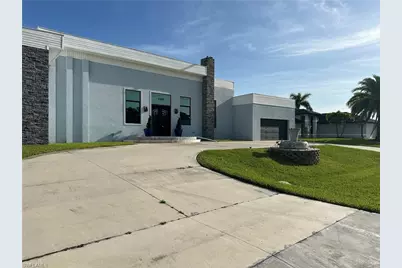 2405 SW 32nd St, Cape Coral, FL 33914 - Photo 3