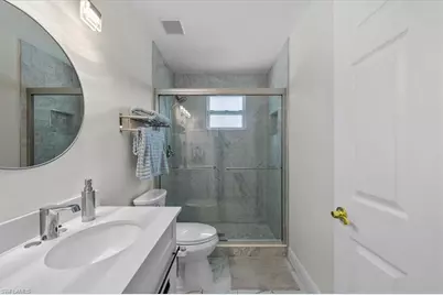 11179 Bentley Trace Ln E, Jacksonville, FL 32257 - Photo 9