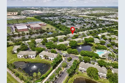 8073 Pacific Beach Dr, Fort Myers, FL 33966 - Photo 7