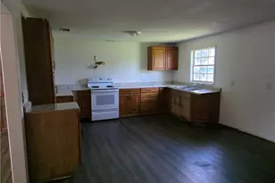 615 New Market Rd W, Immokalee, FL 34142 - Photo 19
