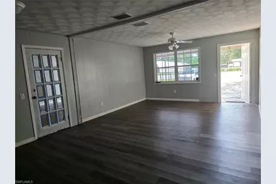 615 New Market Rd W, Immokalee, FL 34142 - Photo 17
