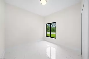 318 W 12th St, Lehigh Acres, FL 33972 - Photo 9