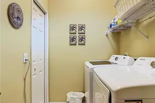 20061 Sanibel View Cir, Fort Myers, FL 33908 - Photo 31