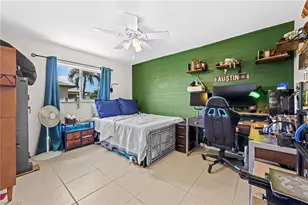 2329 SE 8th Ave, Cape Coral, FL 33990 - Photo 23