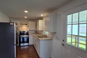 556 Freedom St, North Fort Myers, FL 33917 - Photo 5