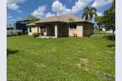 1401 SW 1st Pl, Cape Coral, FL 33991 - Photo 3