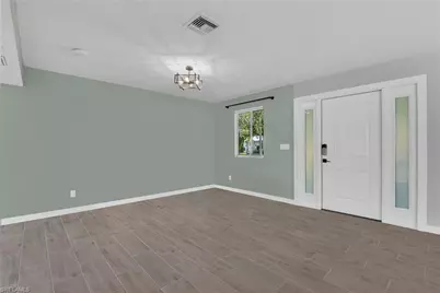 920 Altadena Dr, Fort Myers, FL 33919 - Photo 17