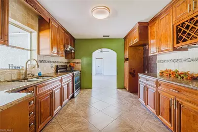 4616 Eugene St, Fort Myers, FL 33905 - Photo 5
