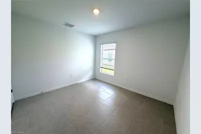 4062 San Felice Ln, North Fort Myers, FL 33917 - Photo 23