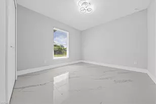944 Candlelight Dr, Lehigh Acres, FL 33974 - Photo 5