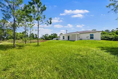 944 Candlelight Dr, Lehigh Acres, FL 33974 - Photo 21