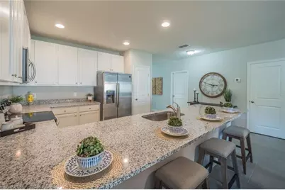 1105 NE 10th St, Cape Coral, FL 33993 - Photo 11