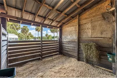 18690 Matt Rd, North Fort Myers, FL 33917 - Photo 43