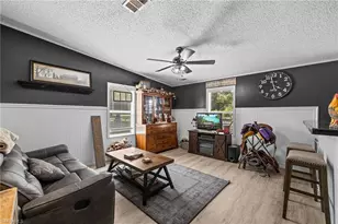 18690 Matt Rd, North Fort Myers, FL 33917 - Photo 15