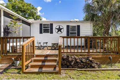 18690 Matt Rd, North Fort Myers, FL 33917 - Photo 3