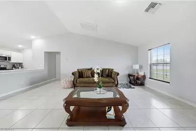 132 NE 16th Ter, Cape Coral, FL 33909 - Photo 11