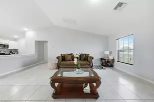 132 NE 16th Terrace, Cape Coral, FL 33909 - Photo 11