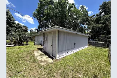 346 Muskegon Ave, Fort Myers, FL 33905 - Photo 19