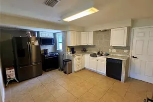 346 Muskegon Ave, Fort Myers, FL 33905 - Photo 7