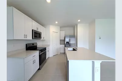 17265 Cantu Ct, North Fort Myers, FL 33917 - Photo 9