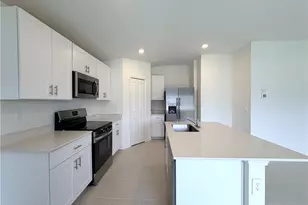 17265 Cantu Ct, North Fort Myers, FL 33917 - Photo 9