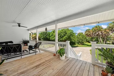 6062 Dinkins Lake Rd, Sanibel, FL 33957 - Photo 3