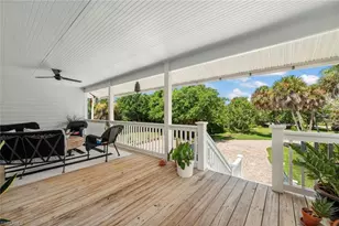 6062 Dinkins Lake Rd, Sanibel, FL 33957 - Photo 3