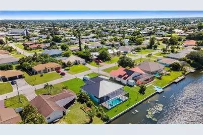 2127 NE 1st Ter, Cape Coral, FL 33909 - Photo 47