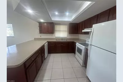 215-217 SE 23rd Pl #215, Cape Coral, FL 33990 - Photo 5