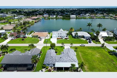 850 SE 1st Ter, Cape Coral, FL 33990 - Photo 45