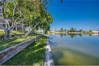 850 SE 1st Ter, Cape Coral, FL 33990 - Photo 37
