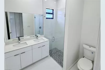4324 Jacaranda Pkwy W, Cape Coral, FL 33993 - Photo 29