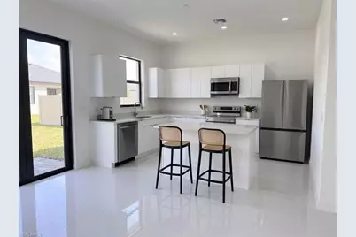 4324 Jacaranda Pkwy W, Cape Coral, FL 33993 - Photo 13