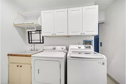 539 W Archer Pkwy, Cape Coral, FL 33904 - Photo 27