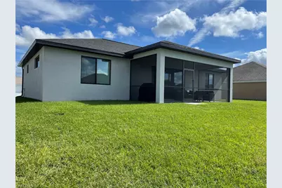 812 SW 8th Pl, Cape Coral, FL 33991 - Photo 23